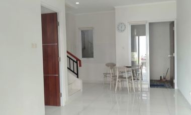 Di Kontrakan Rumah Full Purnish Depan RS Primayana di Karawang Barat