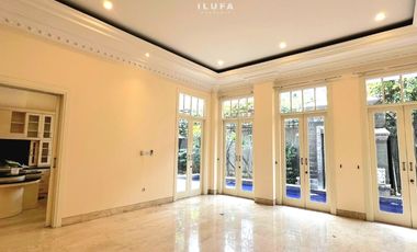 Disewakan Townhouse area Kemang Benda Lokasi Strategis