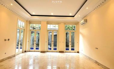 Disewakan Townhouse area Kemang Benda Lokasi Strategis