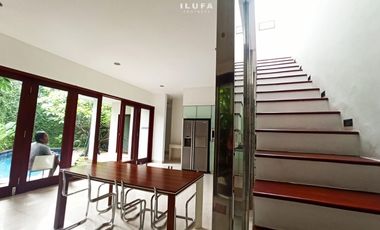 For Rent Townhouse 3Lt Furnished area Pejaten Barat