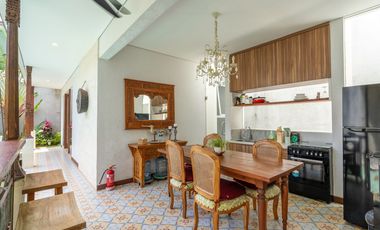 Luxury Villa Minimalis di Four Seasons Sayan Ubud, Bali