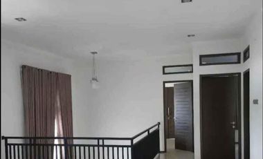 DISEWAKAN RUMAH DI CIBUBUR INDAH