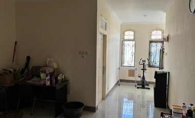 Dijual cepat Rumah dijantung kota Jl Monginsidi Makassar