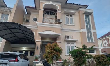 Dijual cepat Rumah dijantung kota Jl Monginsidi Makassar