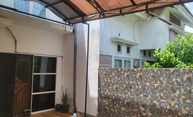 Dijual rumah cantik dalam komplek elit Grandhill Palembang