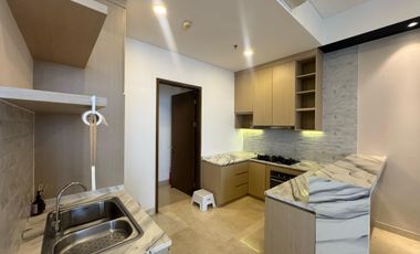 FOR RENT 2+1 BEDROOMS FULLY FURNISHED 1 PARK AVENUE, JAKARTA SELATAN
