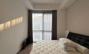 FOR RENT 2+1 BEDROOMS FULLY FURNISHED 1 PARK AVENUE, JAKARTA SELATAN