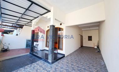 Rumah murah disewakan di Titan Asri Sulfat Blimbing Malang