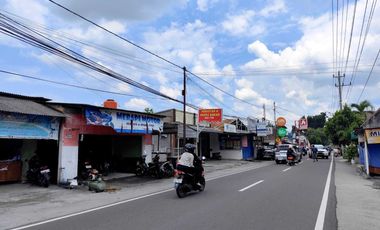 Disewakan Tanah Pekarangan 1212 Meter Persegi Lokasi Depok Sleman