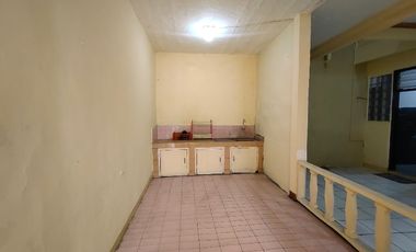 Rumah Ditebet Akses Jalan 2 Mobil, Sangat Strategis Dan Luas