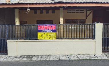 Rumah Ditebet Akses Jalan 2 Mobil, Sangat Strategis Dan Luas