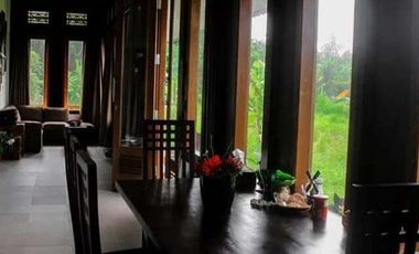 Rmh di BALI Pantai Jasry Karangasem LT1500M² LB 100M 2 Kmr 2 WC