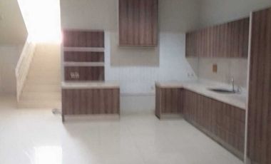 Rumah Pondok Indah 3 Lantai Bangunan Baru