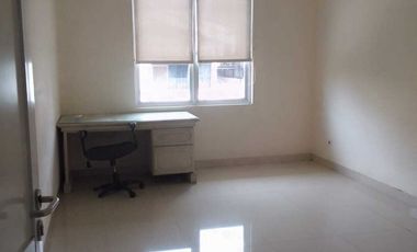 Rumah Pondok Indah 3 Lantai Bangunan Baru