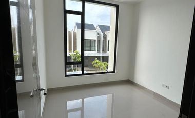 Disewakan Rumah 6x10 m2 Milenial City PIK 2 Extension Kosongan Tahunan