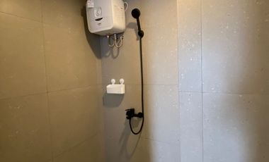 Disewa Apartemen Full Furnish New Unit di Podomoro Golf View