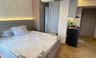 Disewa Apartemen Full Furnish New Unit di Podomoro Golf View