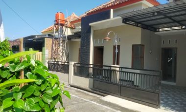 Rumah nyaman, 5 mnt dr Gerbang Tol Sragen