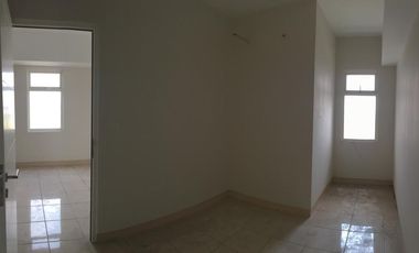 Springlake Apartemen Summarecon Bekasi Tower Basella 2BR View BCBD