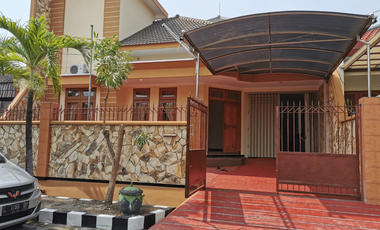 Rumah disewakan di Tenggilis Mejoyo, Surabaya
