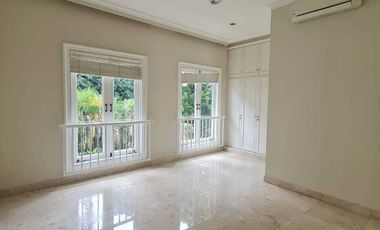 FOR RENT 2FLOOR BEAUTIFUL & SPACIOUS HOUSE IN PONDOK INDAH WITH POOL