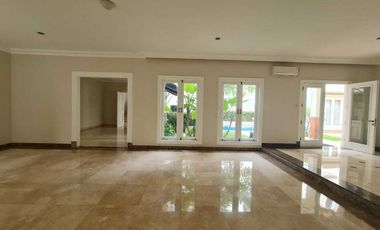 FOR RENT 2FLOOR BEAUTIFUL & SPACIOUS HOUSE IN PONDOK INDAH WITH POOL
