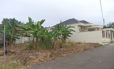 Dijual tanah 300 m² dalam komplek Arisma, Suka bangun Palembang