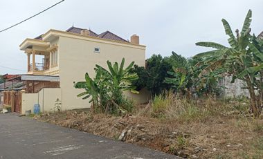 Dijual tanah 300 m² dalam komplek Arisma, Suka bangun Palembang