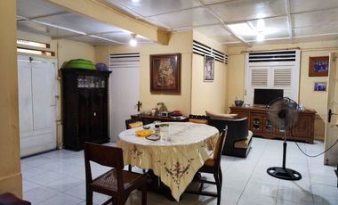 DIJUAL RUMAH LAMA DI LOKASI TENGAH KOTA PALEMBANG