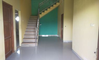 Dijual MURAH rumah 2 lt harga hanya 1 lantai