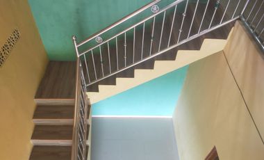 Dijual MURAH rumah 2 lt harga hanya 1 lantai