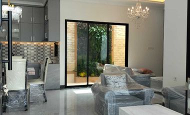 RUMAH MEWAH KLASIK DEKAT PEMDA SLEMAN