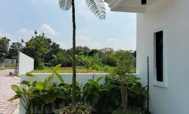 RUMAH MEWAH KLASIK DEKAT PEMDA SLEMAN