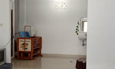 Rumah besar murah tengah kota,di jl Inpres Marpoyan