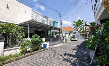 Dijual Rumah Modern TERAWAT di Antasura, Denpasar Utara