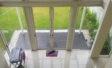 Jula vila Golf View Taman dayu