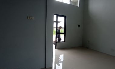 RUMAH CLUSTER SOLO BARU