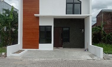 RUMAH CLUSTER SOLO BARU