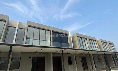 Disewa Rumah Milenial PIK 2 Uk. 4,5x10, 2 Lantai, Brand New Siap Huni