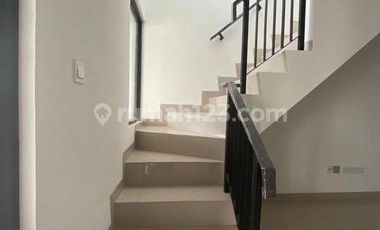 Disewa Rumah Milenial PIK 2 Uk. 4,5x10, 2 Lantai, Brand New Siap Huni