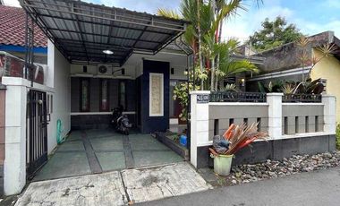 dijual rumah di sleman di lempong sari sariharjo ngaglik dekat AlAzhar