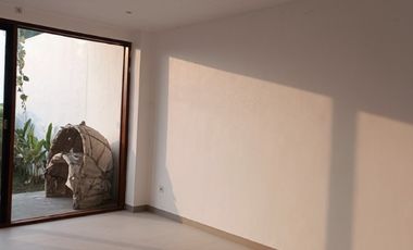 Tembalang Bukit Mawar  Sendangmulyo Rumah 2Lt View Menawan