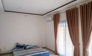 Tembalang Bukit Mawar  Sendangmulyo Rumah 2Lt View Menawan