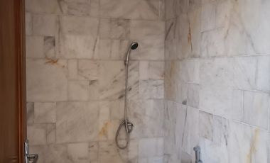 Tembalang Bukit Mawar  Sendangmulyo Rumah 2Lt View Menawan