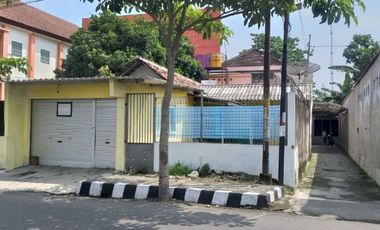 Dijual Rumah Depan Pertamina (Jl. Sultan Agung no. 57 Kediri)