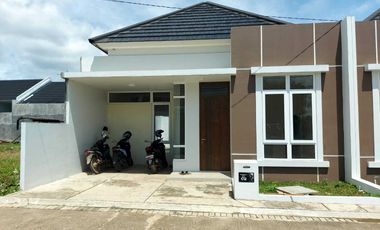 Dijual Rumah Komplek Green Tanah Mas Alang-alang Lebar Palembang