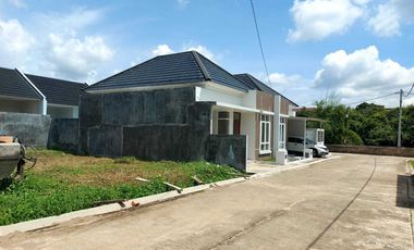 Dijual Rumah Komplek Green Tanah Mas Alang-alang Lebar Palembang
