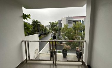 Rumah Mewah di Vancouver, Balikpapan baru