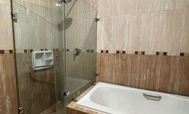 Disewakan Rumah Cluster Emerald Mansion Lippo Cikarang