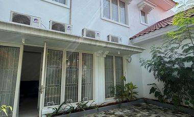 Disewakan Rumah Cluster Emerald Mansion Lippo Cikarang